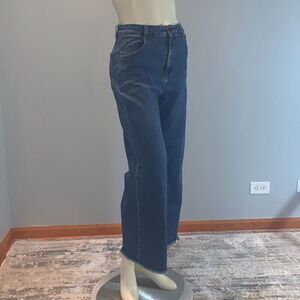 High Waisted Wide Leg Raw Hem Stretch Jeans Size Large